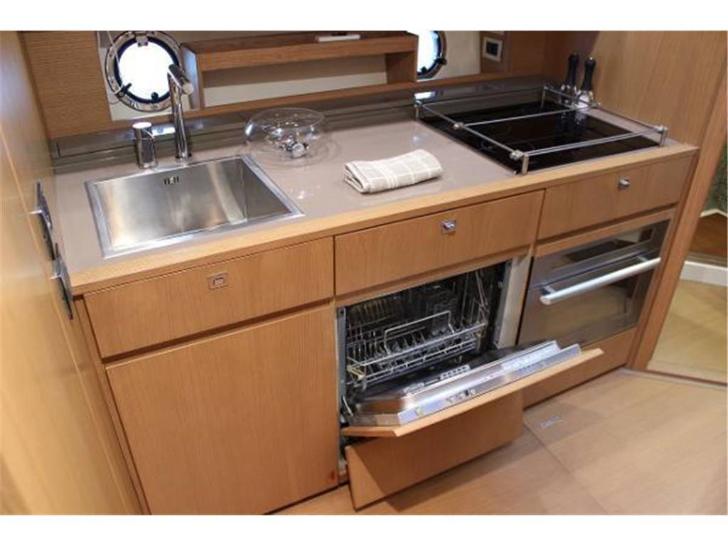 Azimut atlantis 58 ht