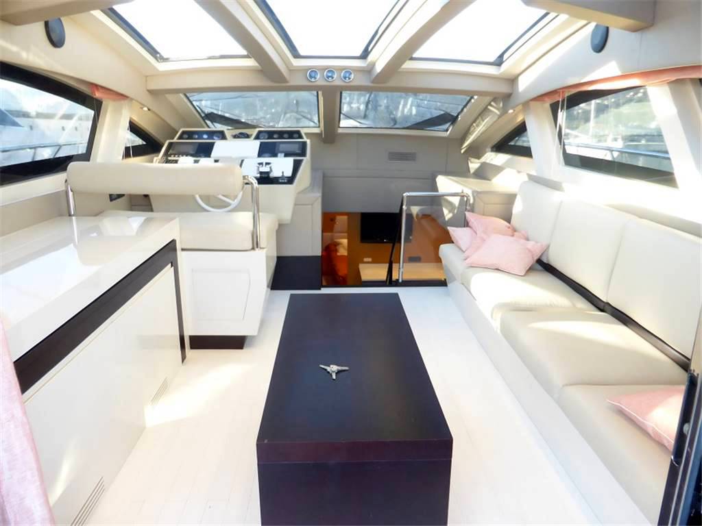 Italian yachts Jaguar 72