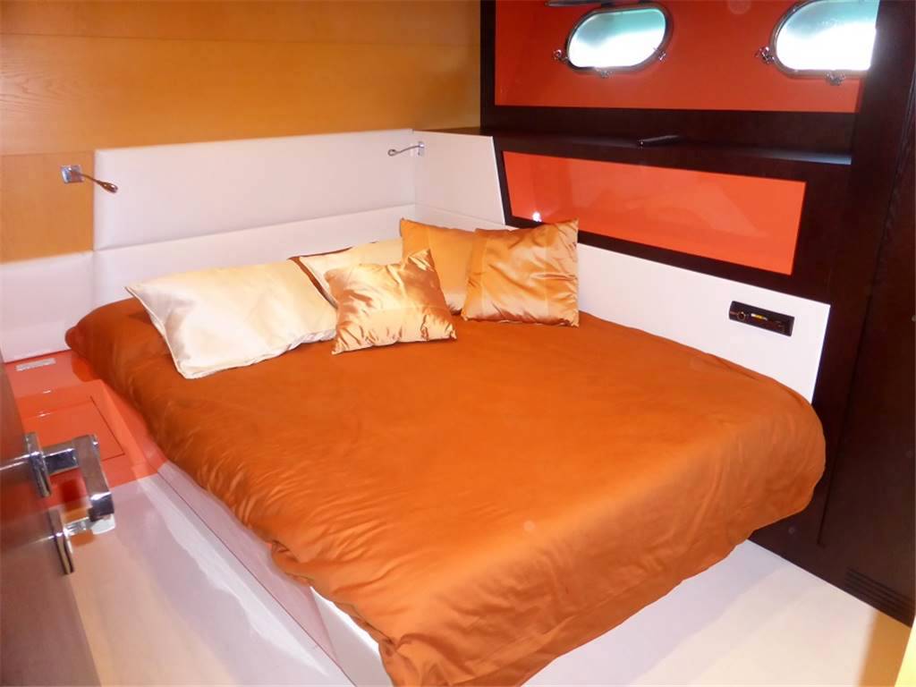 Italian yachts Jaguar 72