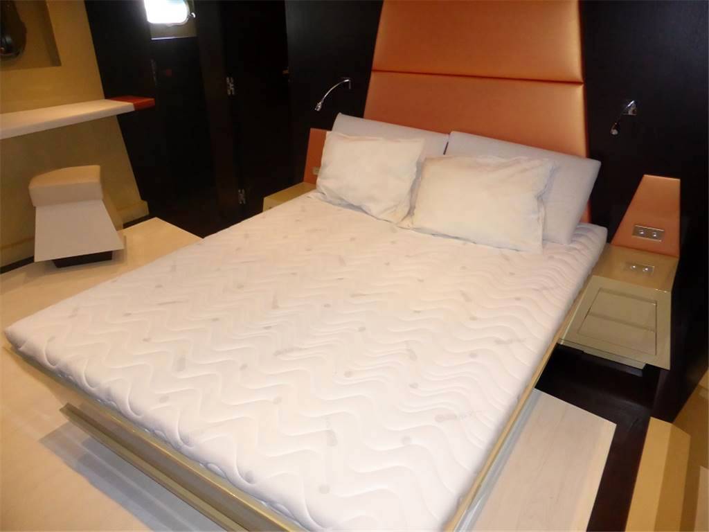 Italian yachts Jaguar 72