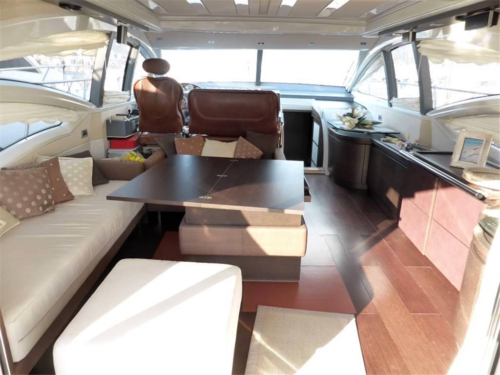 Azimut 62s