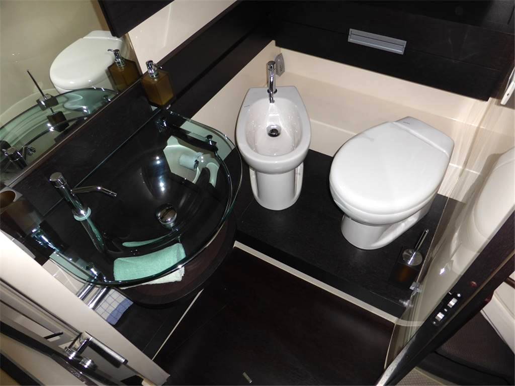 Azimut 62s