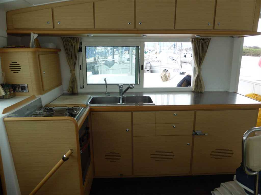 Lagoon 440