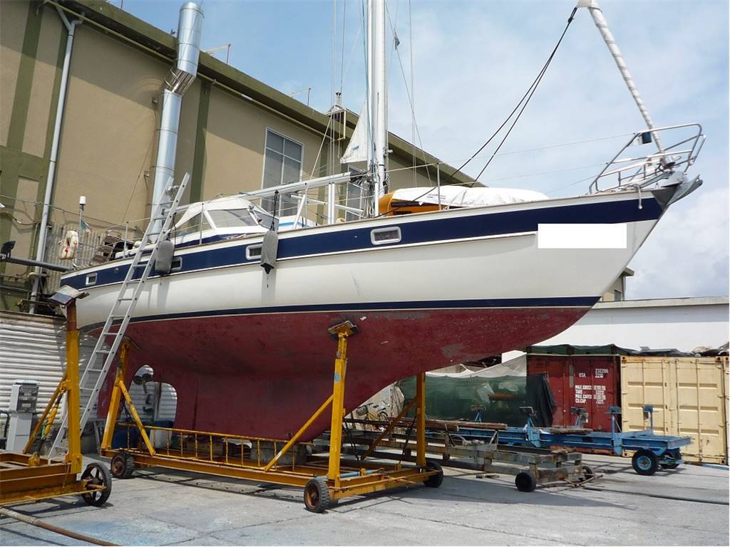 Hallberg rassy 352