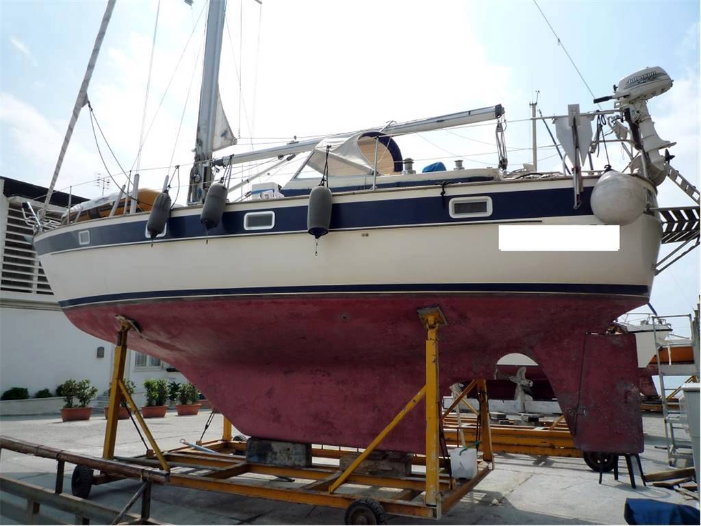 Hallberg rassy 352