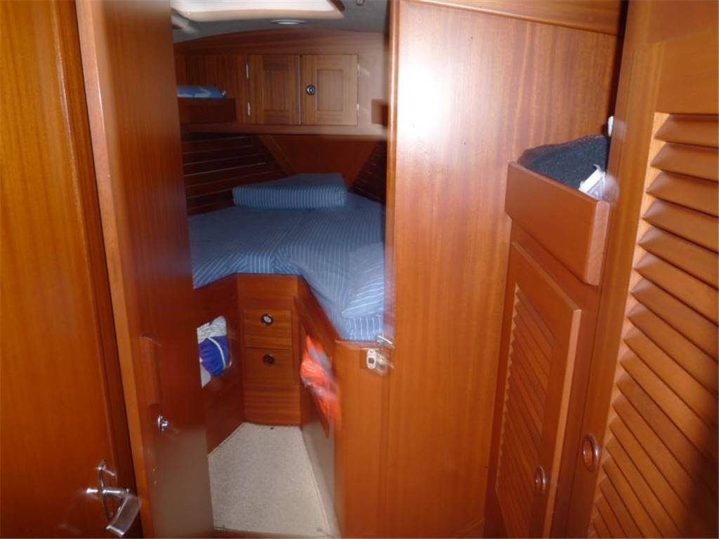 Hallberg rassy 352