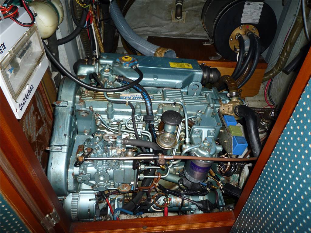 Hallberg rassy 352