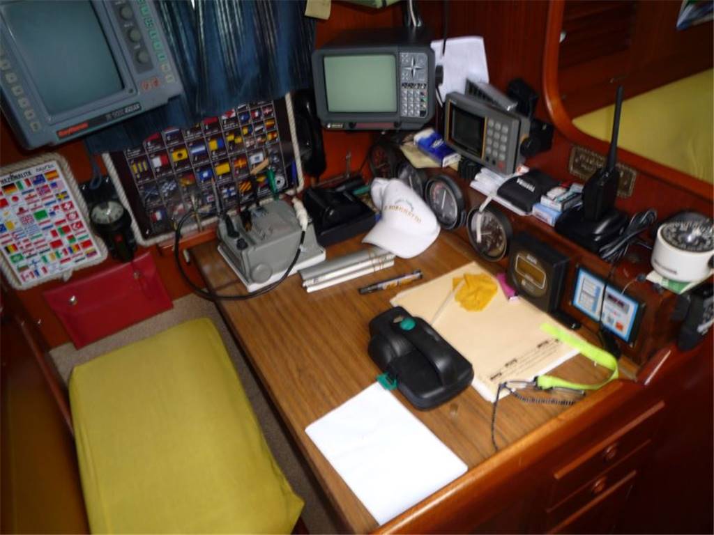 Hallberg rassy 352