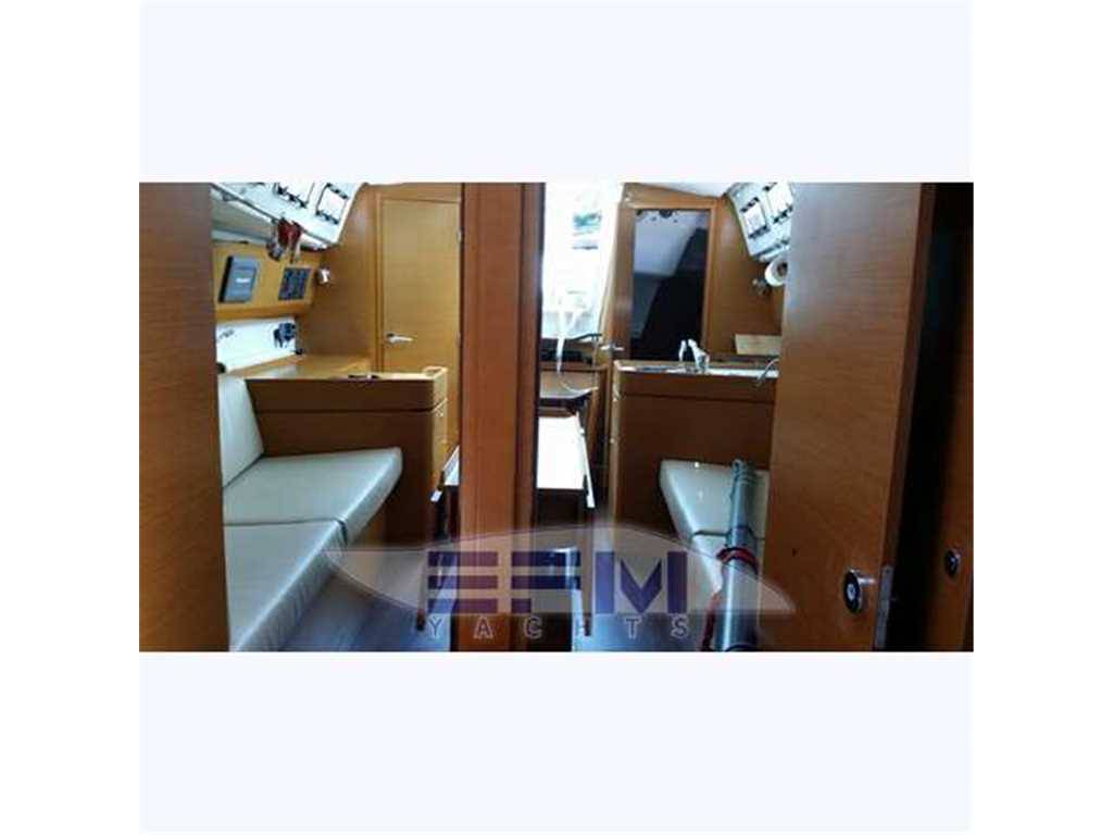 Beneteau First 35