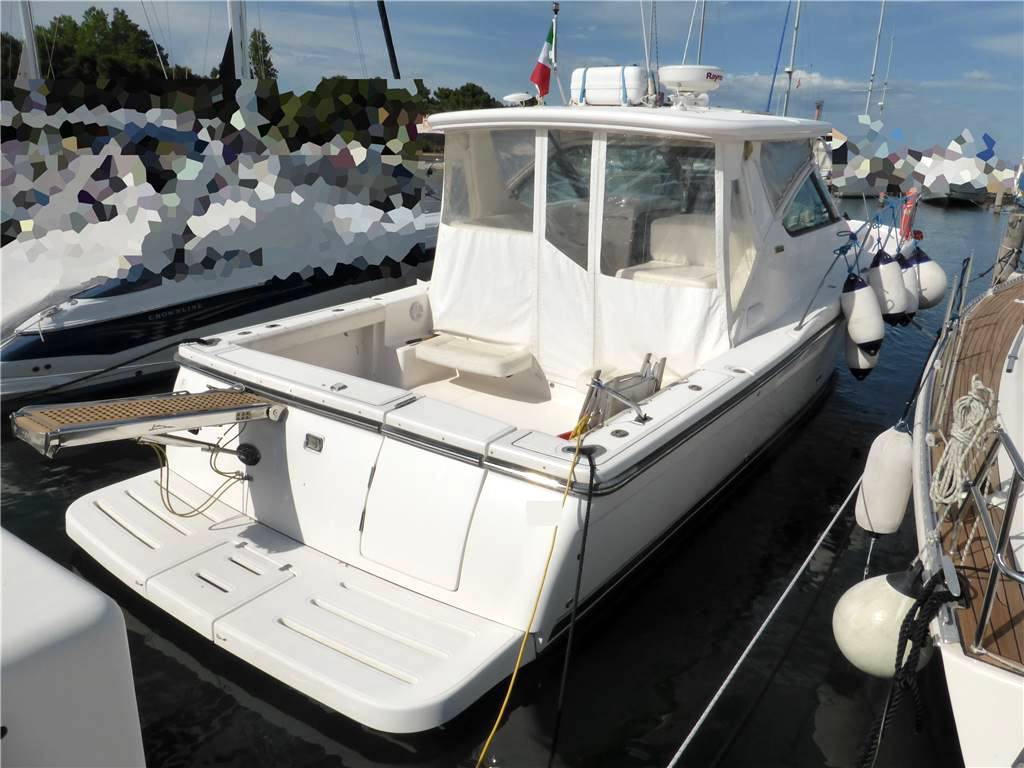 Tiara 3600