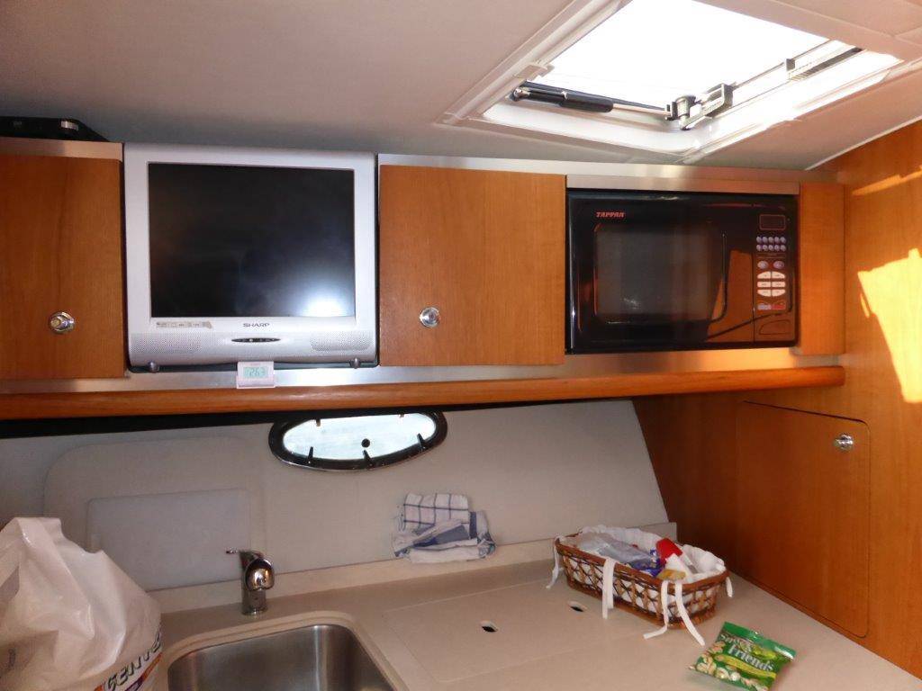 Tiara 3600