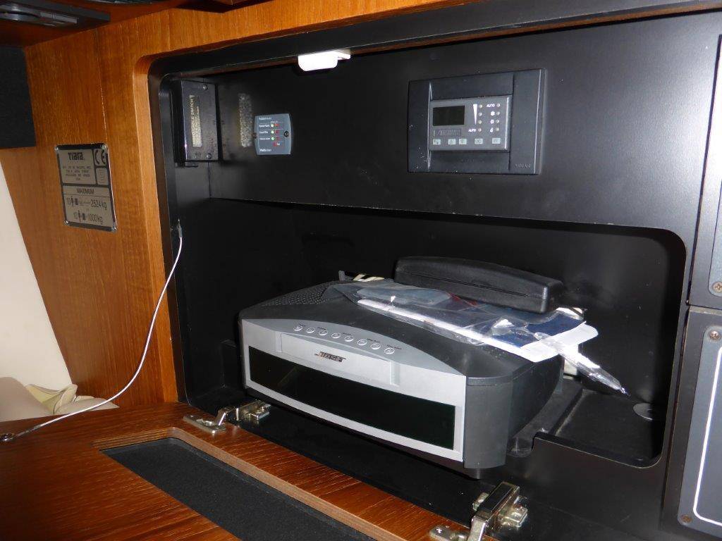 Tiara 3600