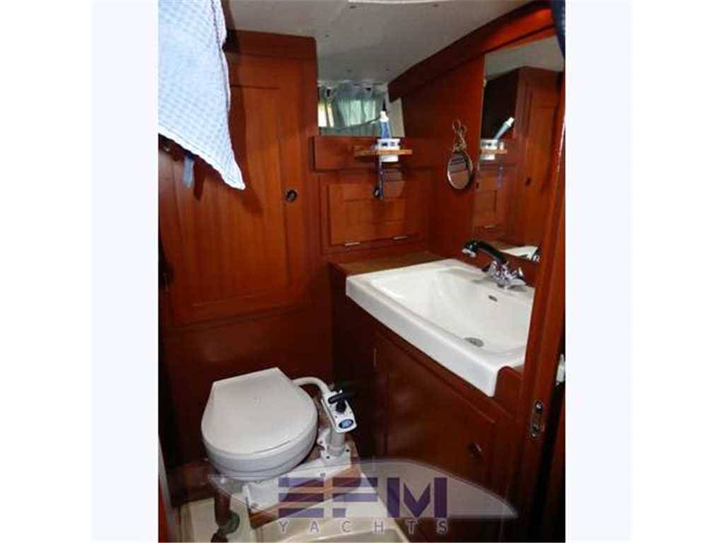 Hallberg rassy Hr 352