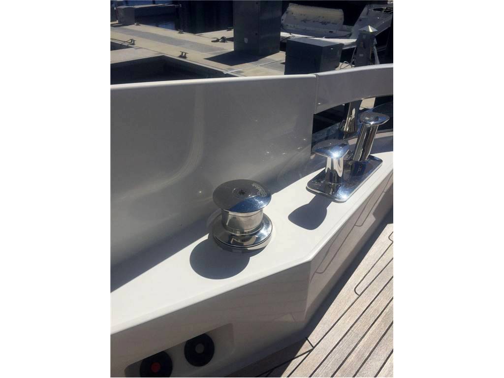 Azimut 77 s