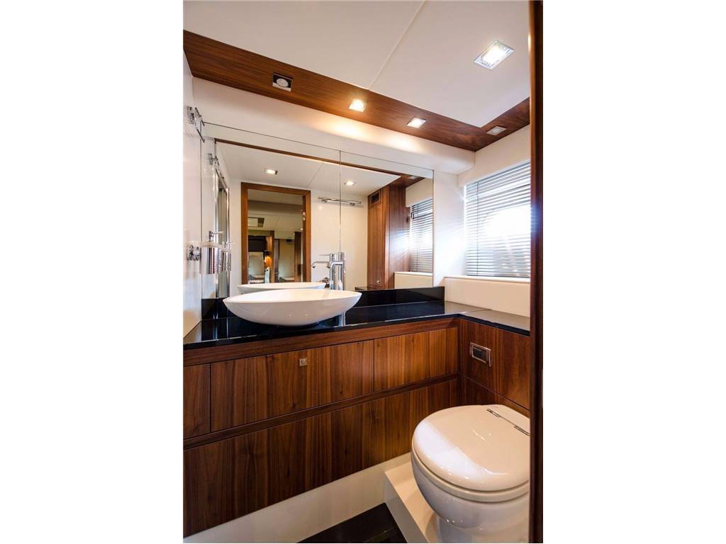 Sunseeker Predator 64