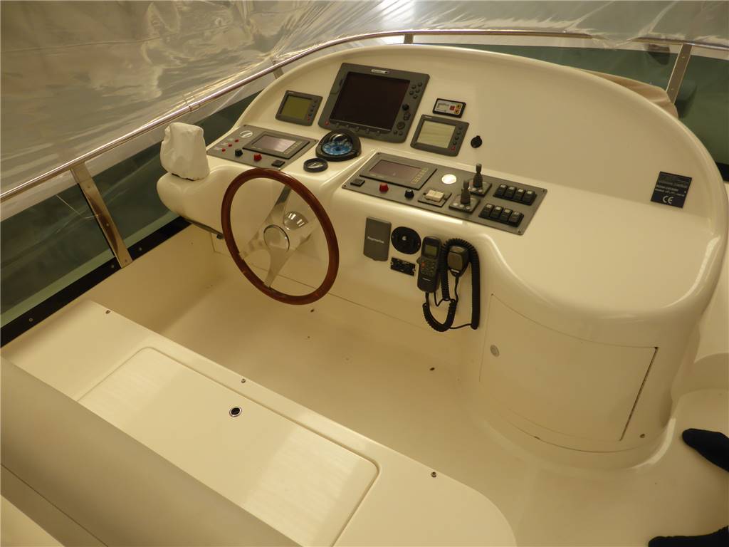 Uniesse 58