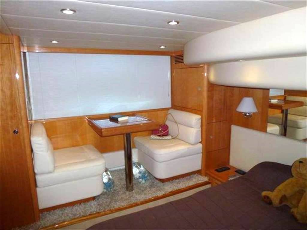 Uniesse 58