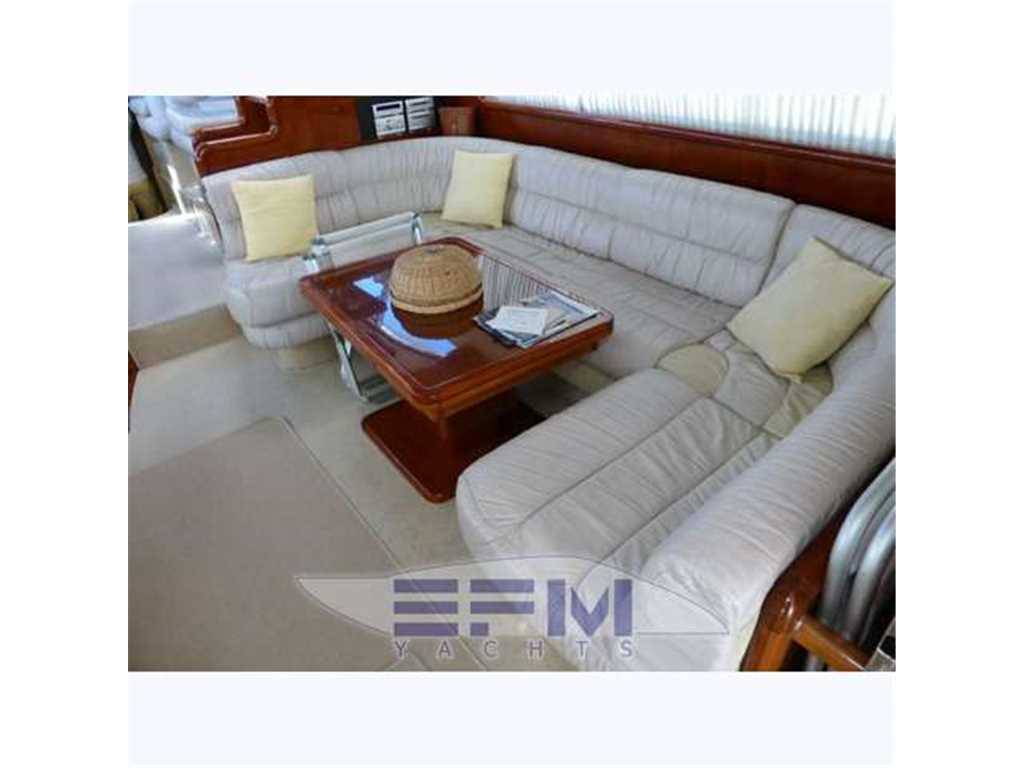 Ferretti 53