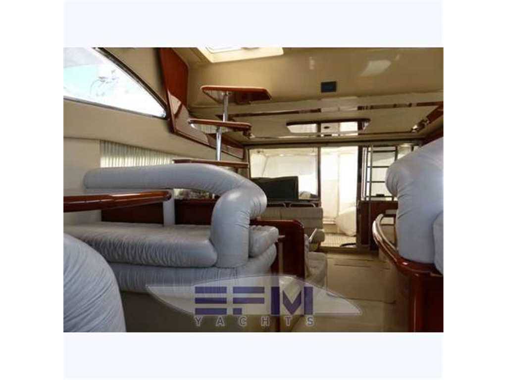Ferretti 53