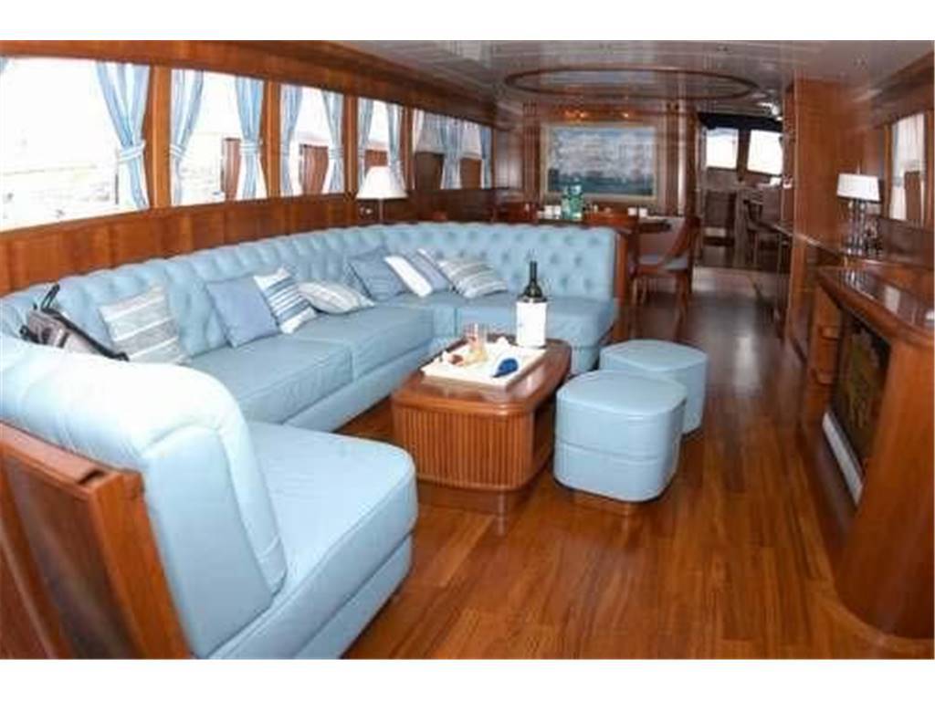 Benetti Sd 79