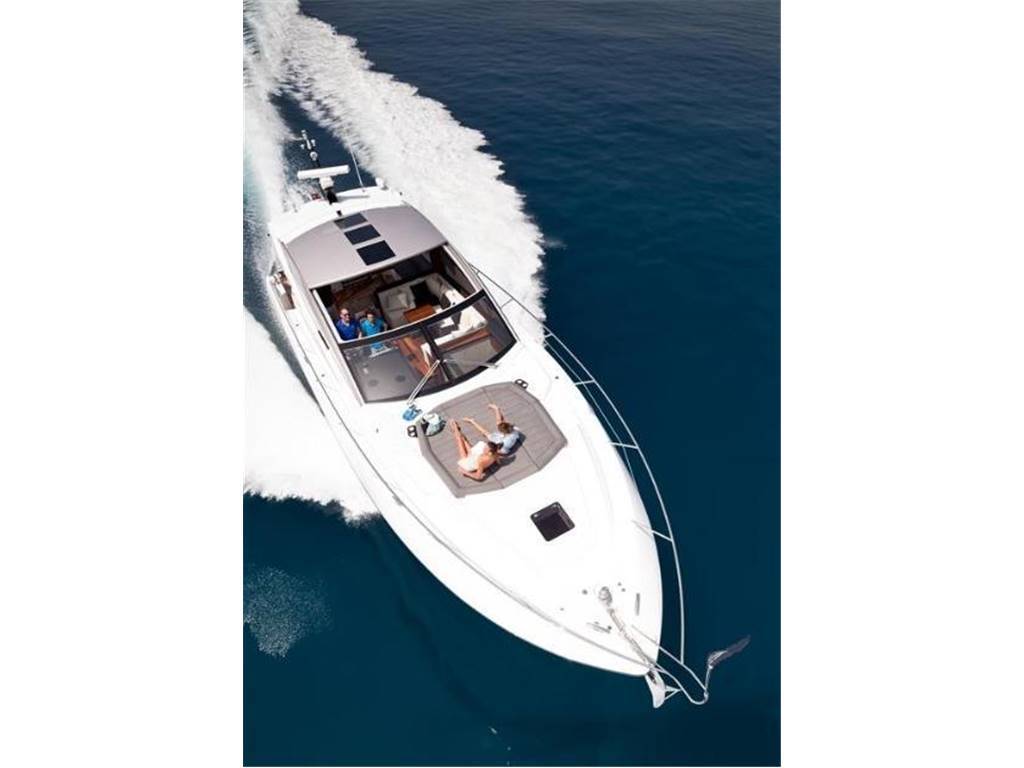 Sunseeker Predator 57