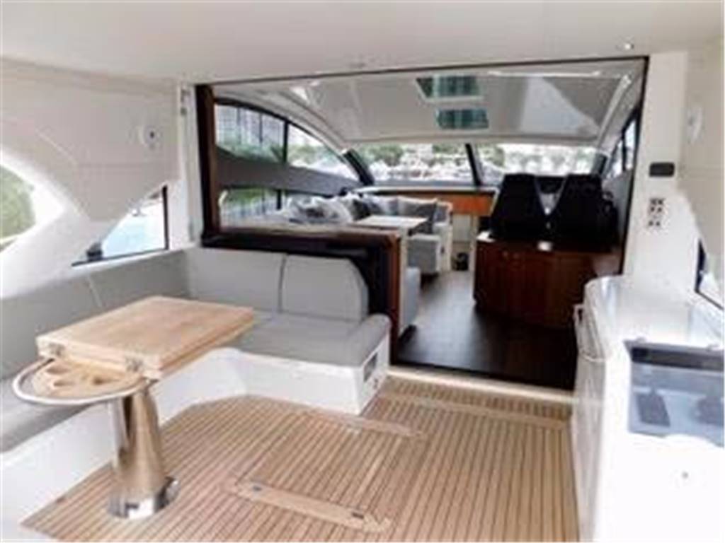 Sunseeker Predator 57
