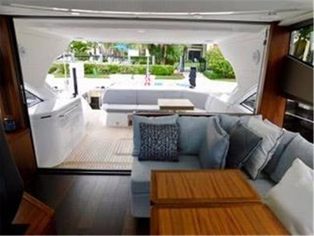 Sunseeker Predator 57