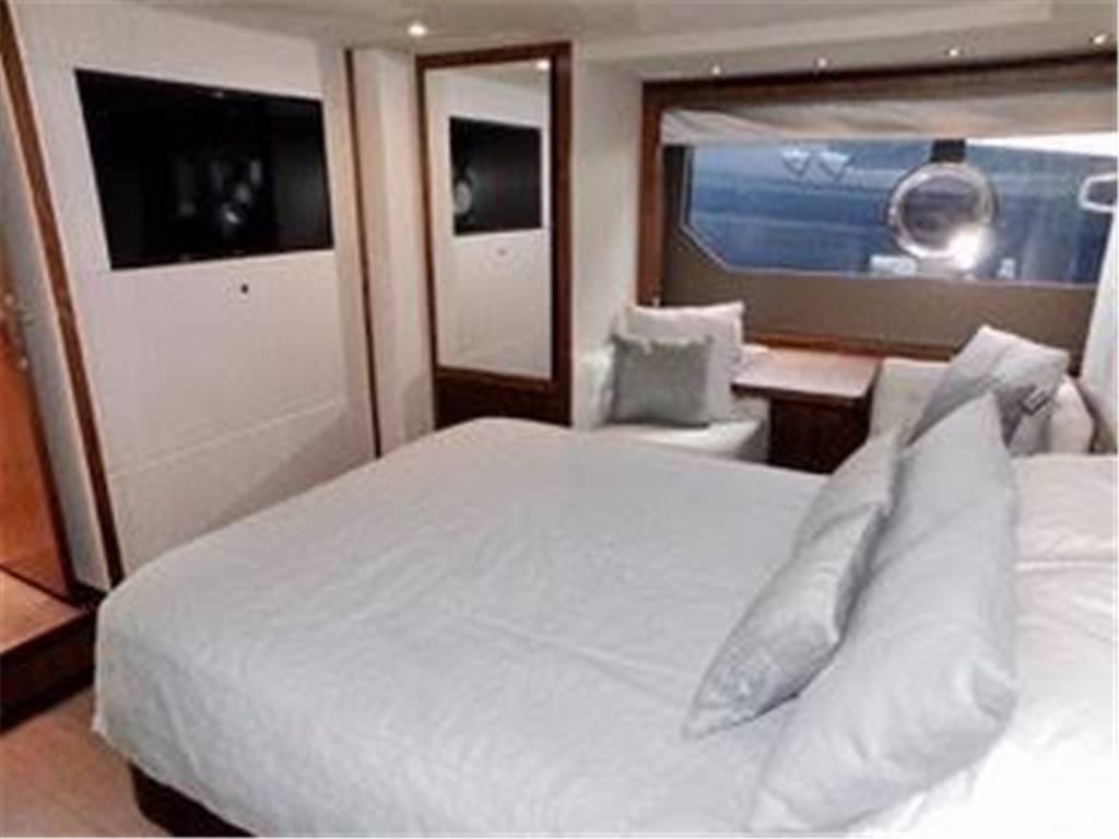 Sunseeker Predator 57