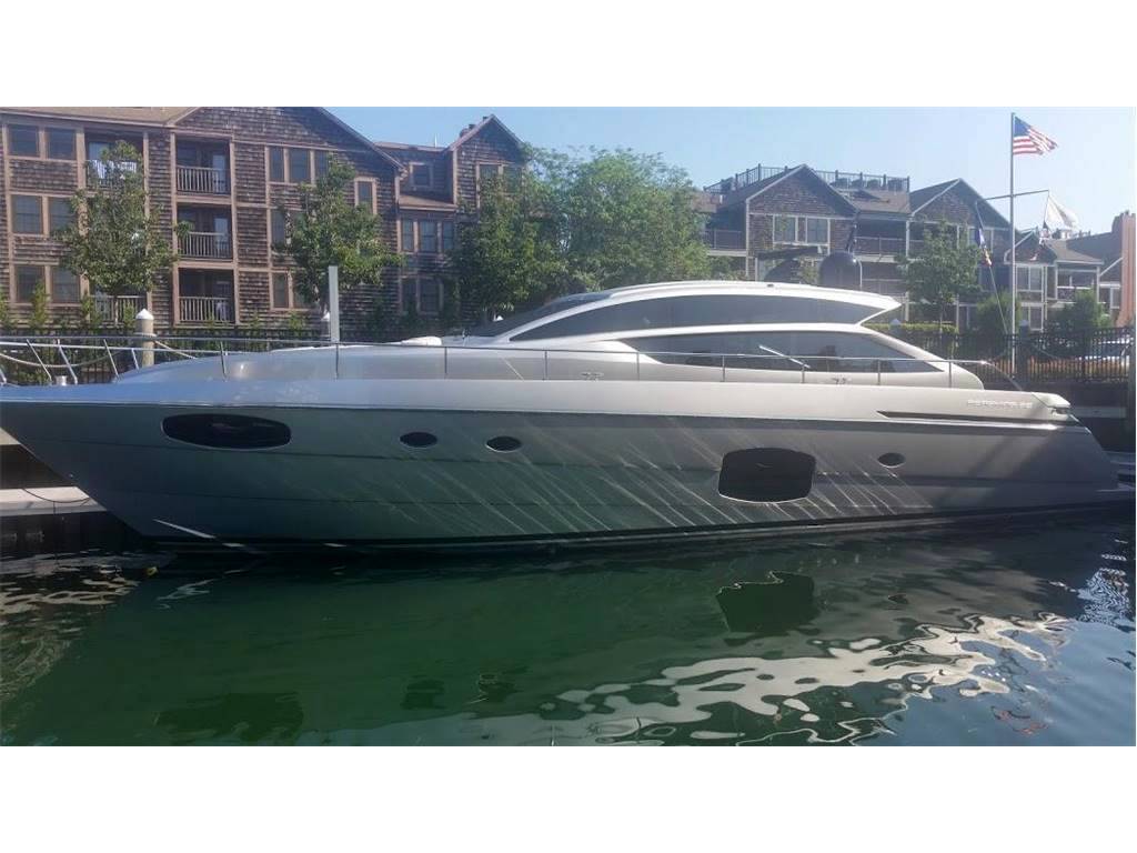 Pershing 62