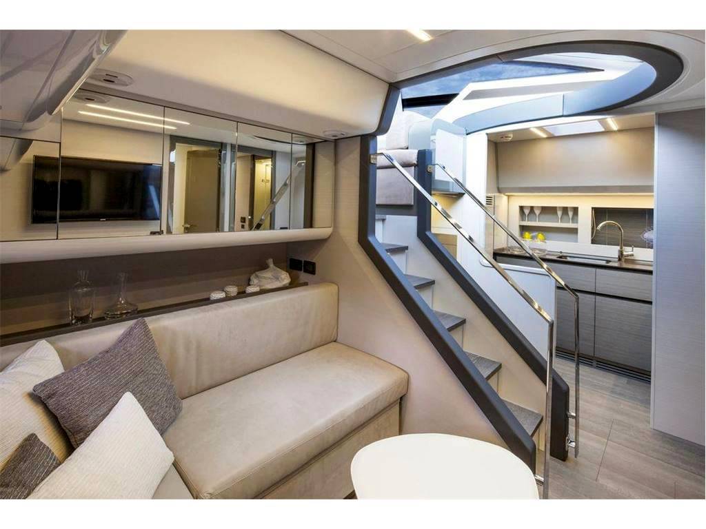 Pershing 62