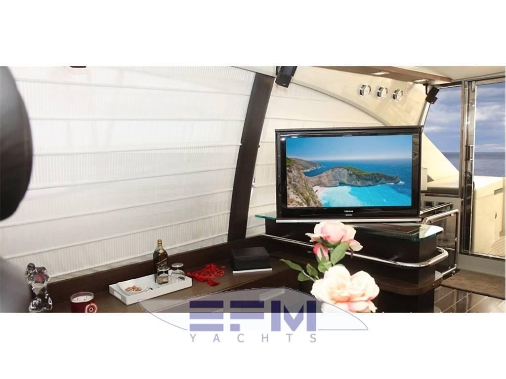 Azimut 86s