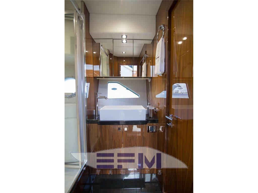 Sunseeker 65 manhattan