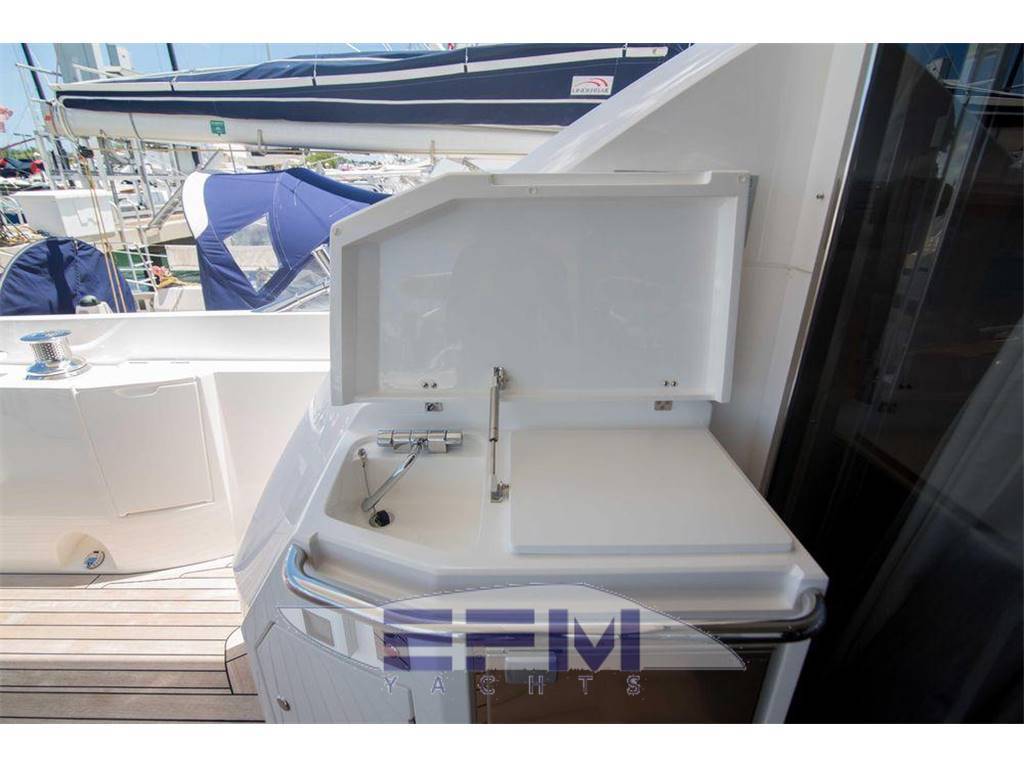 Sunseeker 65 manhattan