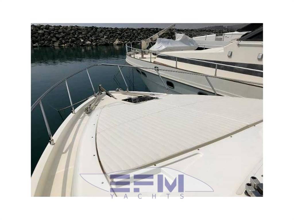 Ferretti 510 fly