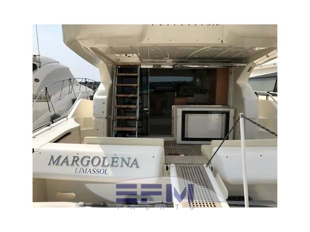 Ferretti 510 fly