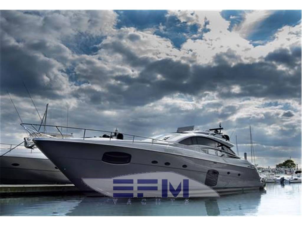 Pershing 74