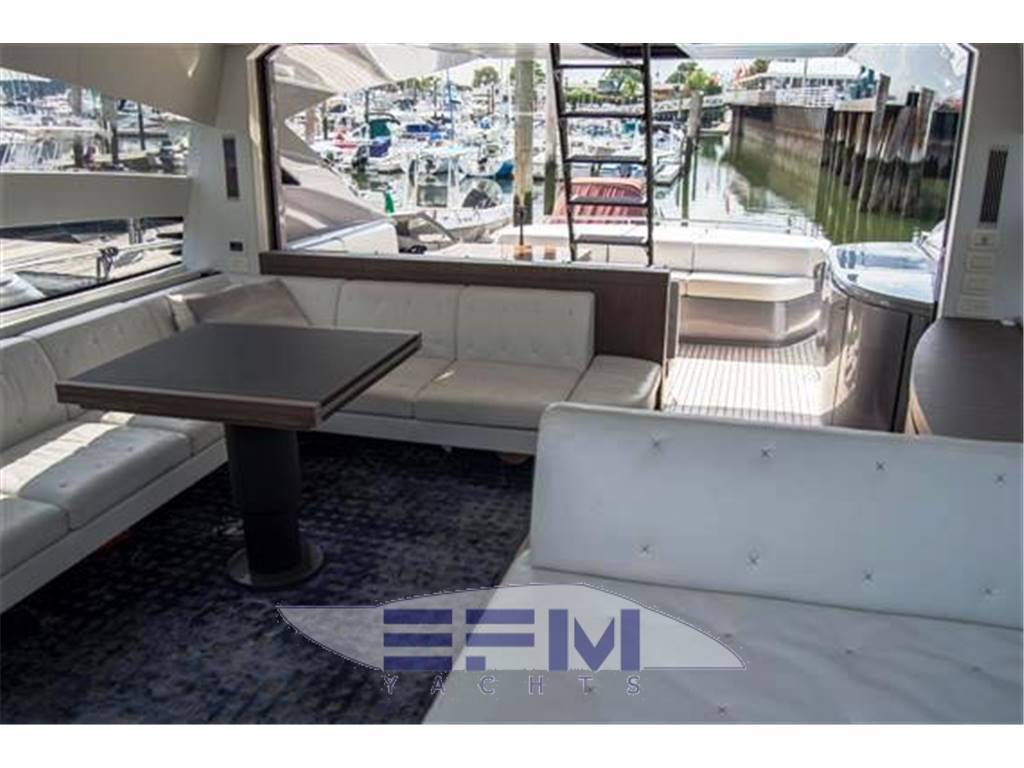 Pershing 74