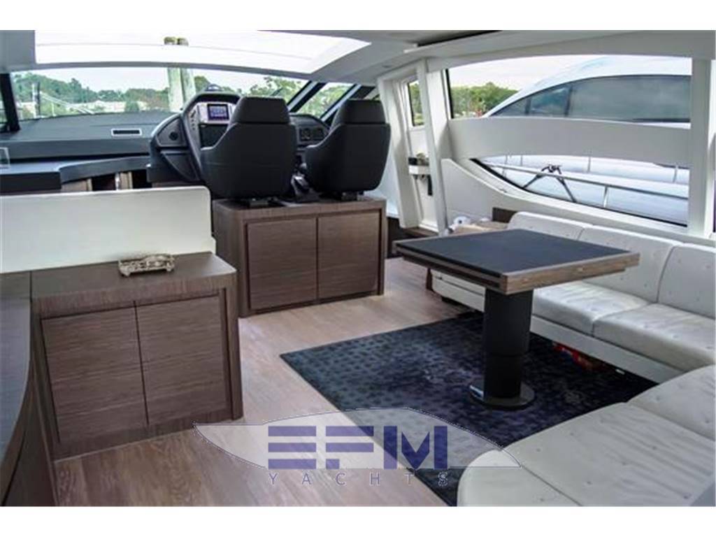 Pershing 74