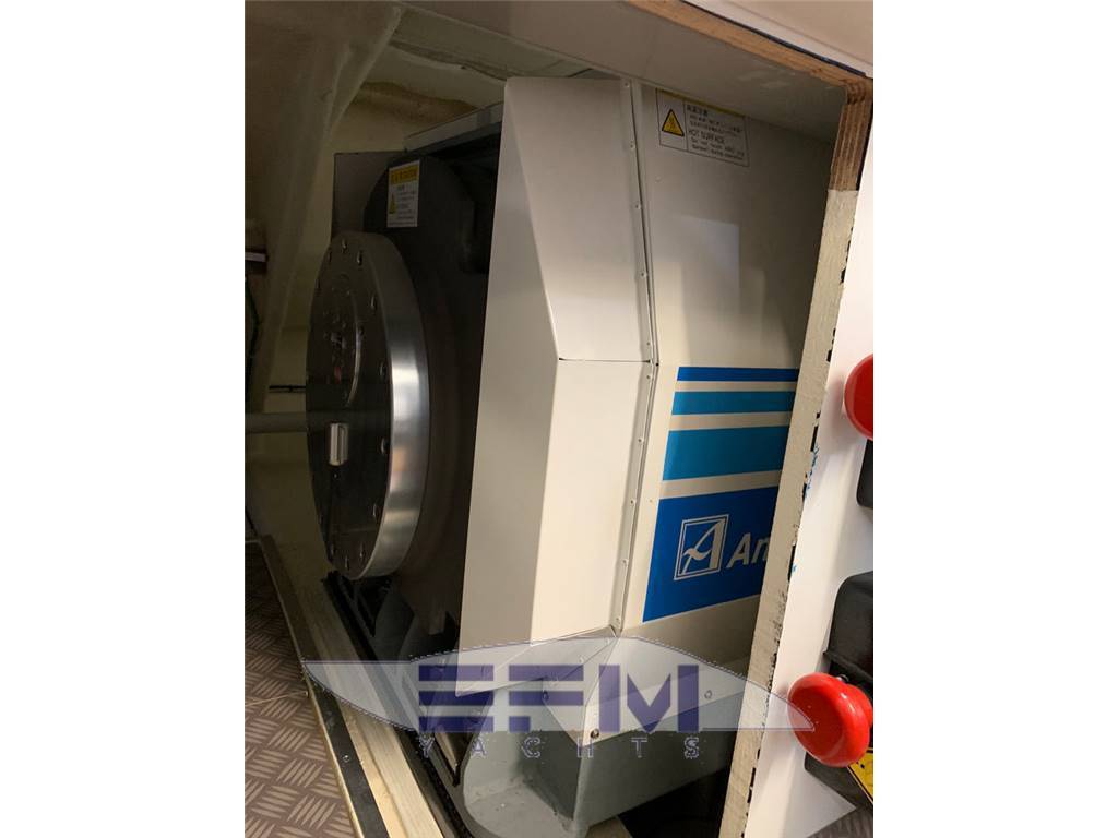 Ferretti 800