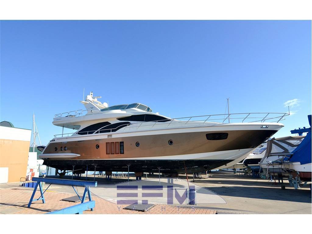 Azimut 78 fly