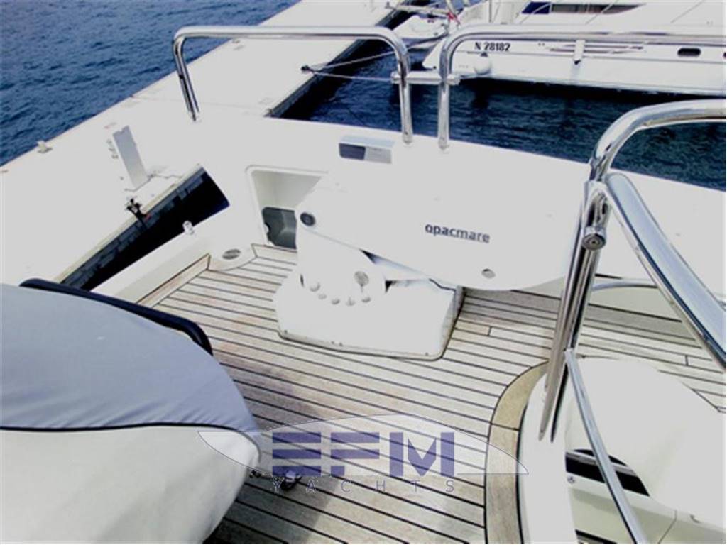 Azimut 78 fly