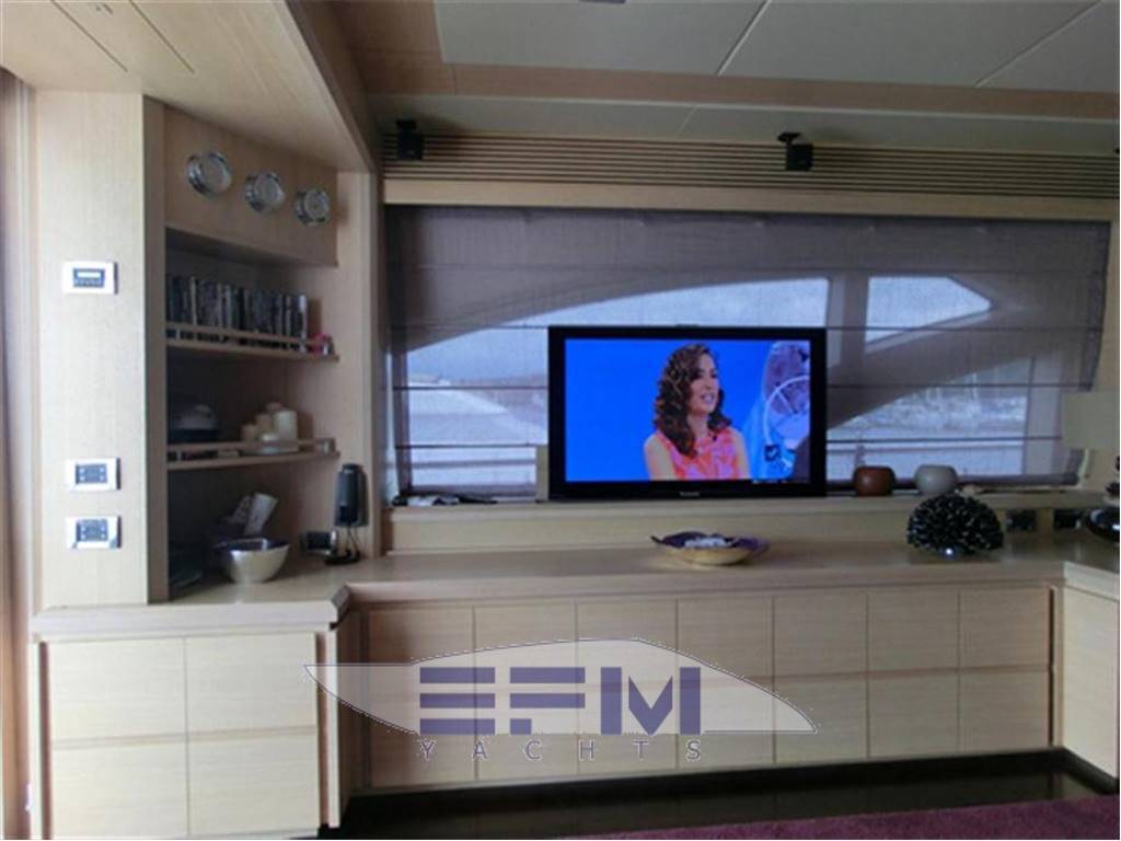 Azimut 78 fly