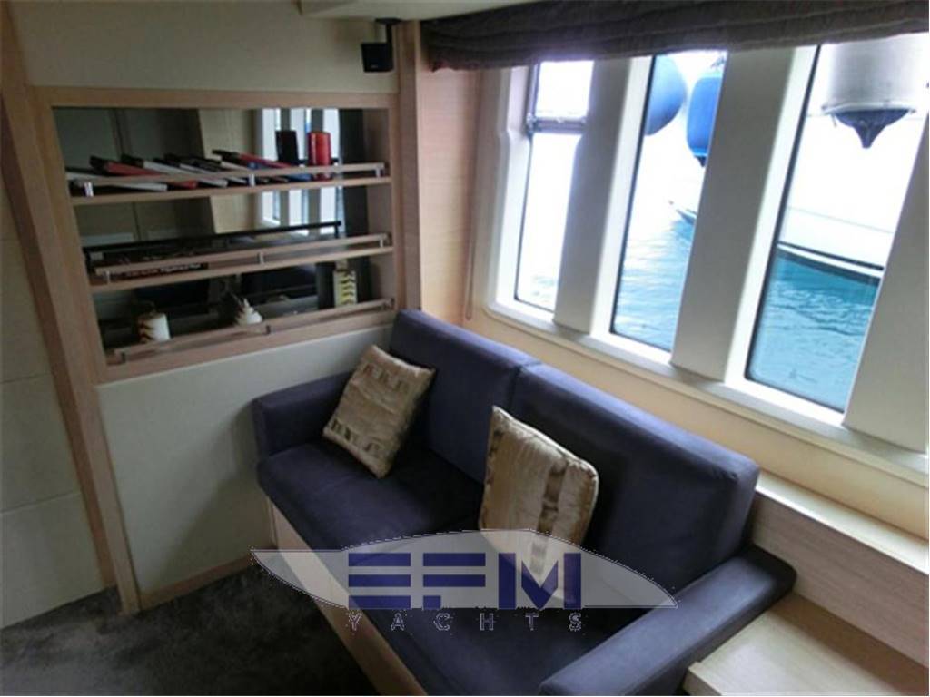 Azimut 78 fly