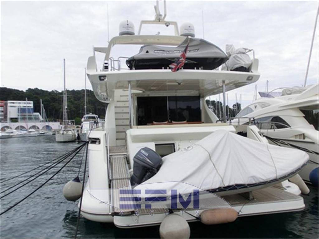 Azimut 78 fly