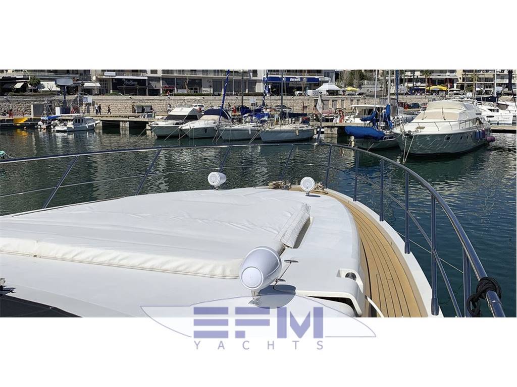 Azimut 86s