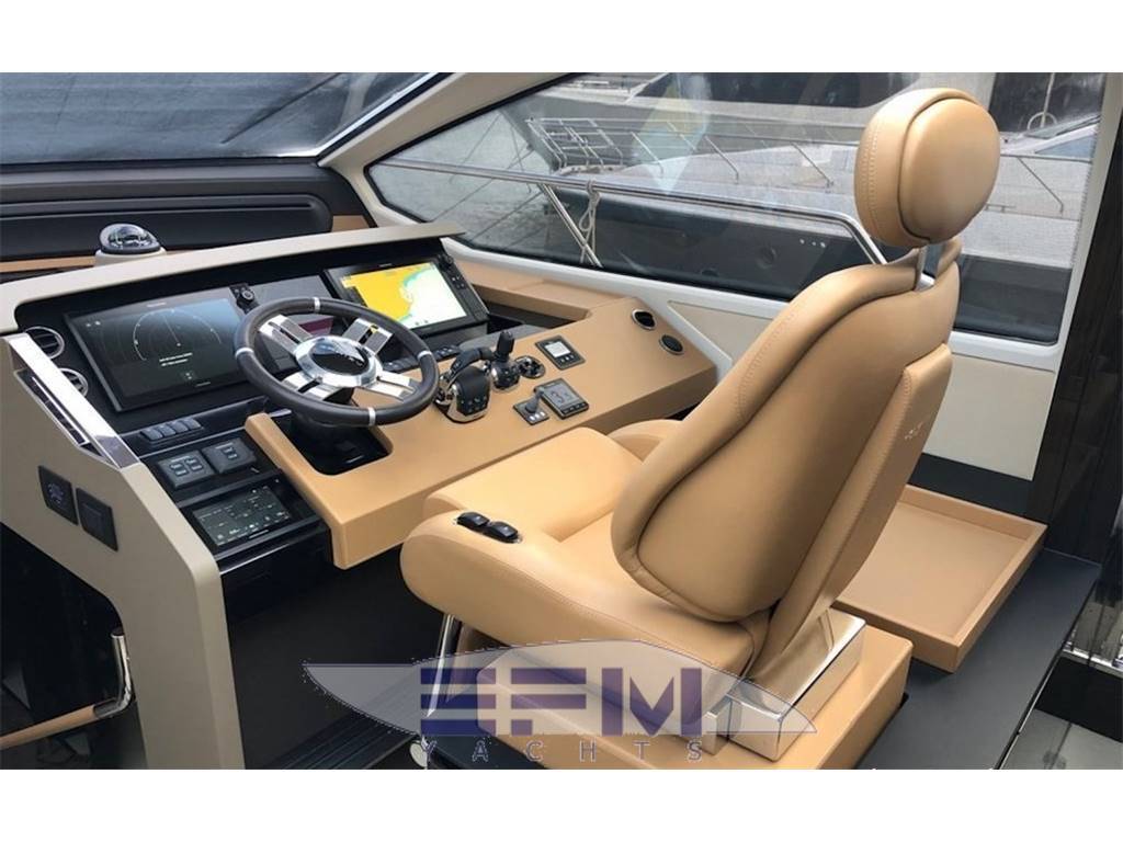 Azimut 77 s