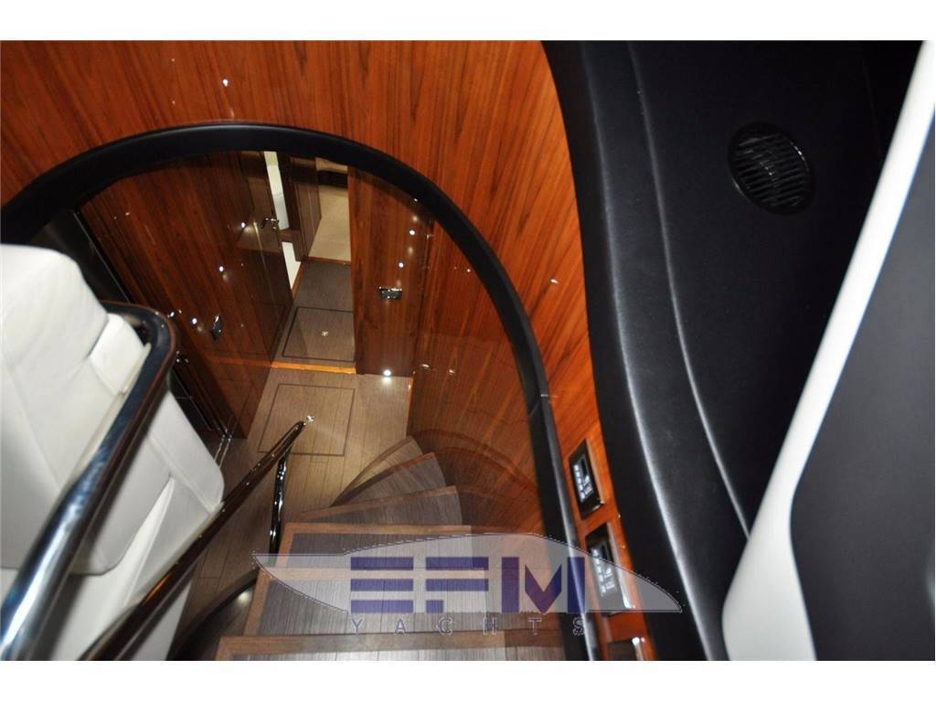 Sunseeker Predator 68