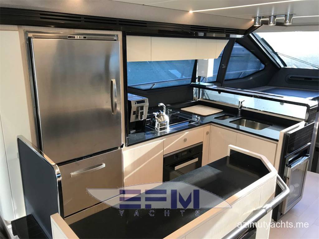 Azimut 66