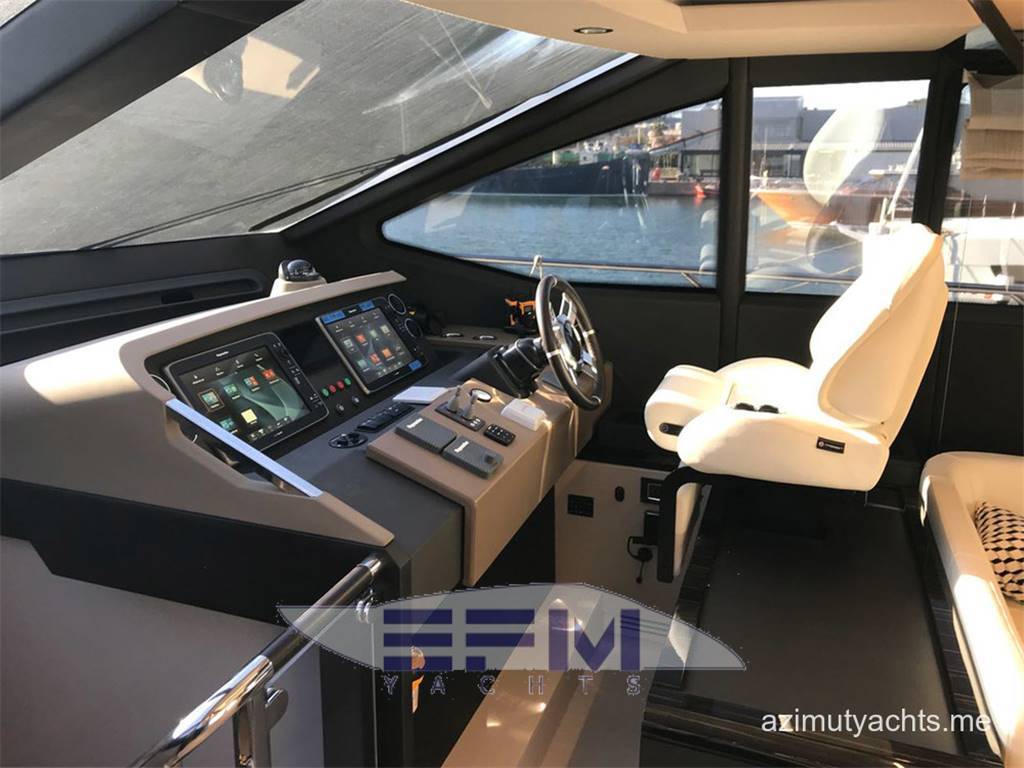 Azimut 66