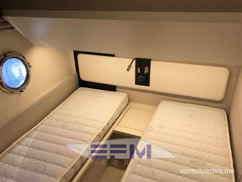 Azimut 66